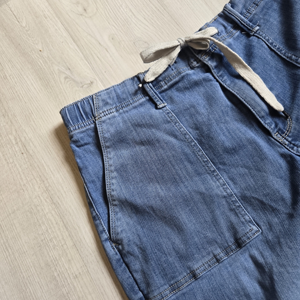 Judy Blue Mid Wash Straight Leg Drawstring Elastic Waist Jeans 16W - Picture 3 of 5